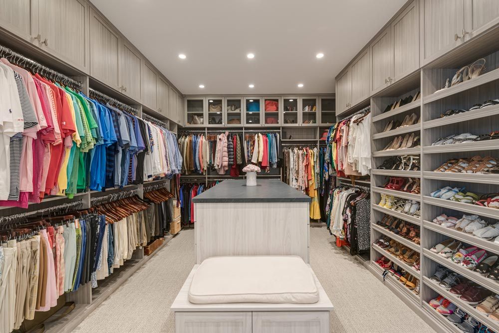 Ultimate Guide To Customized Closets Design