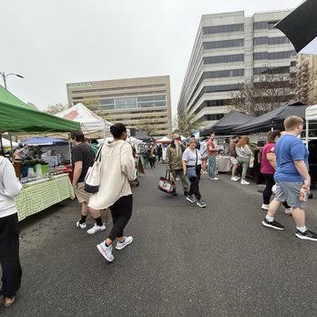 Reasons To Visit The Farmers Market In Arlington, 22201